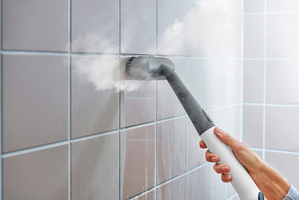 Cómo quitar el moho del baño definitivamente