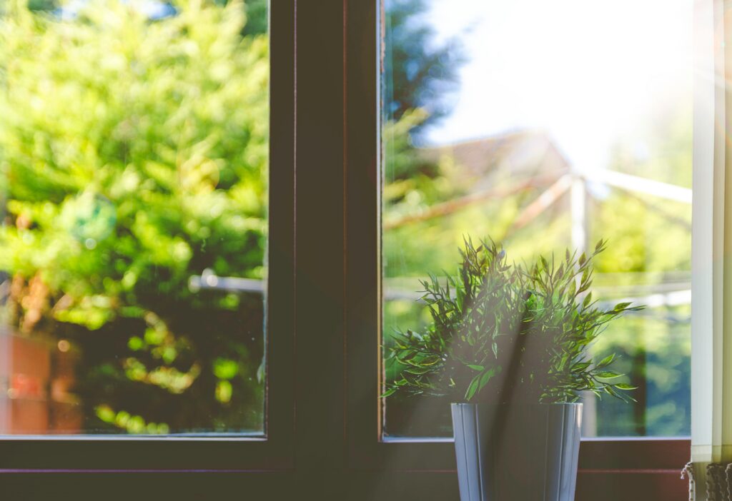 Cómo sellar ventanas para evitar corrientes de aire